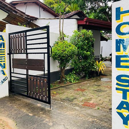 Ameena Homestay Тангале Екстериор снимка
