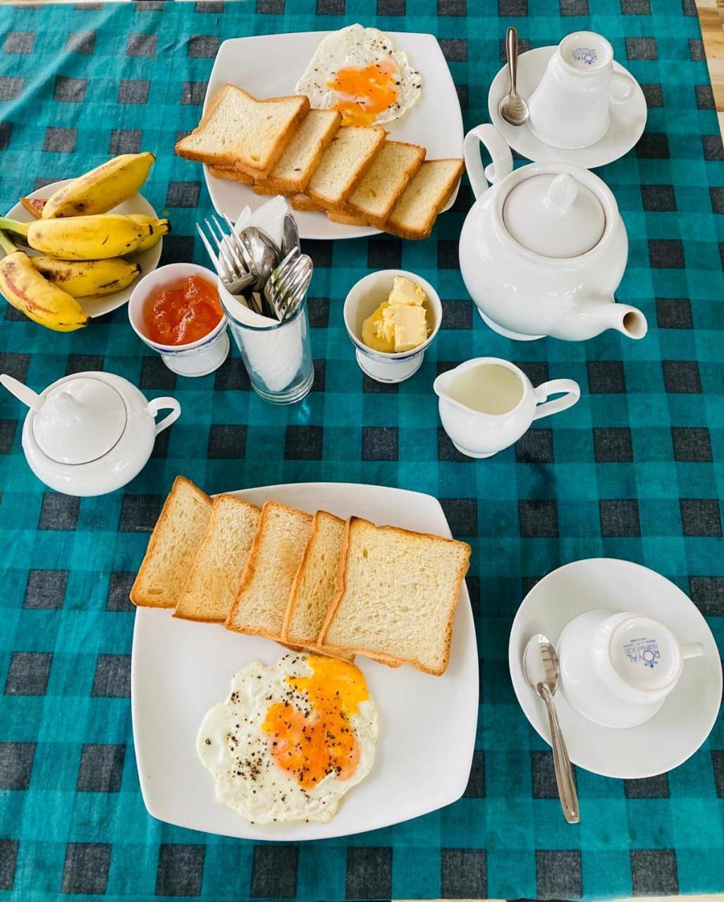 Ameena Homestay Тангале Екстериор снимка