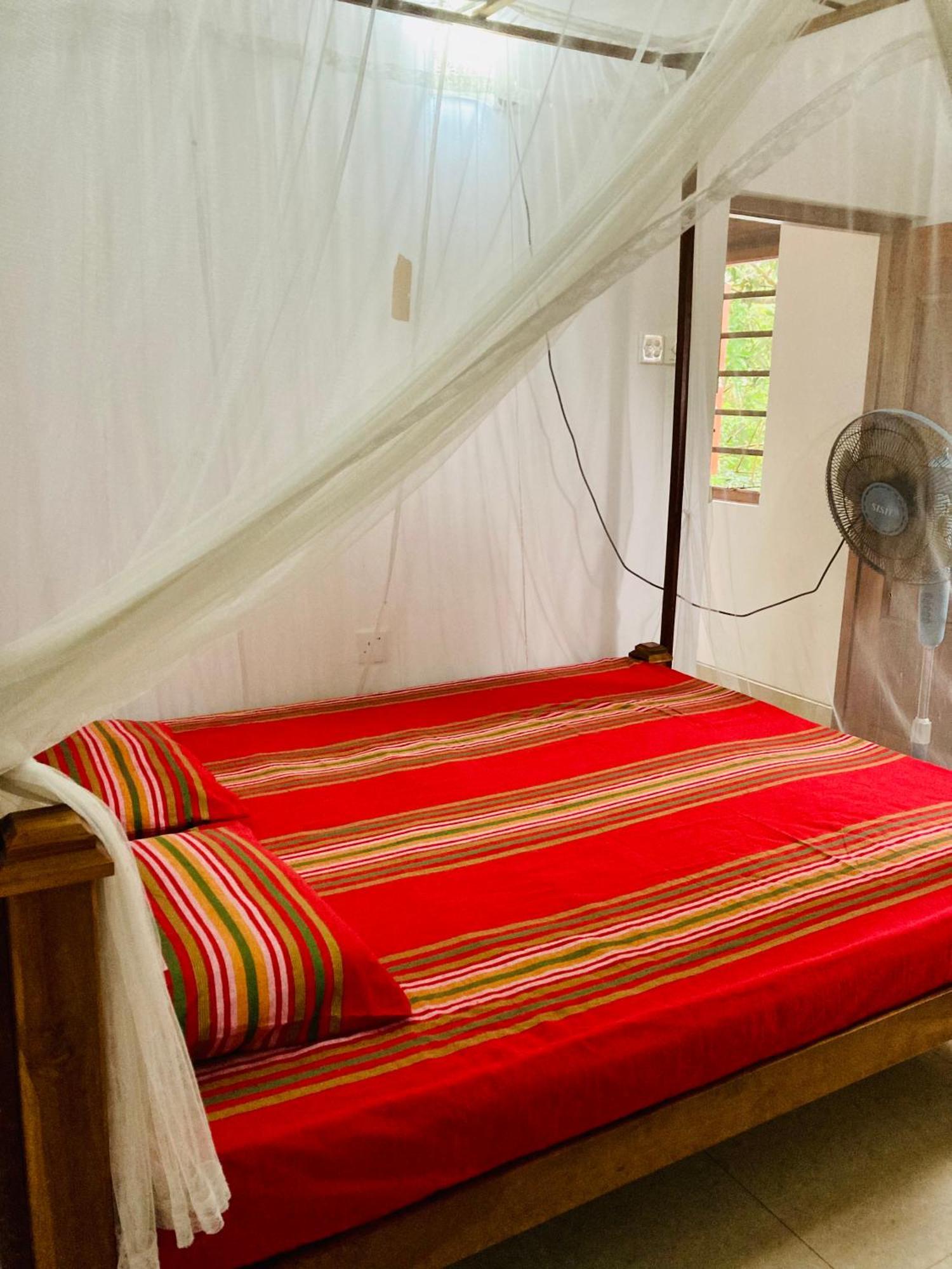 Ameena Homestay Тангале Екстериор снимка
